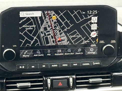 Used 2024 Nissan Pathfinder SL AWD/4WD image 24