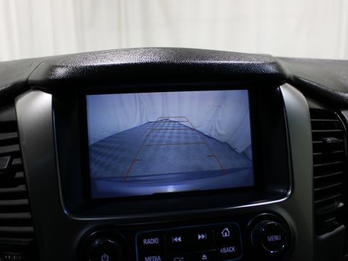 Used 2019 Chevrolet Tahoe LT image 17