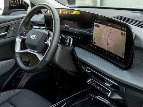 New 2026 Audi Q3 quattro 2.0T image 32