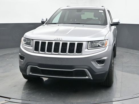 Used 2014 Jeep Grand Cherokee Limited w/ Trailer Tow Group IV image 4