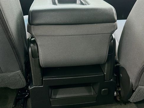 Used 2018 Chevrolet Silverado 1500 LT w/ Texas Edition image 25