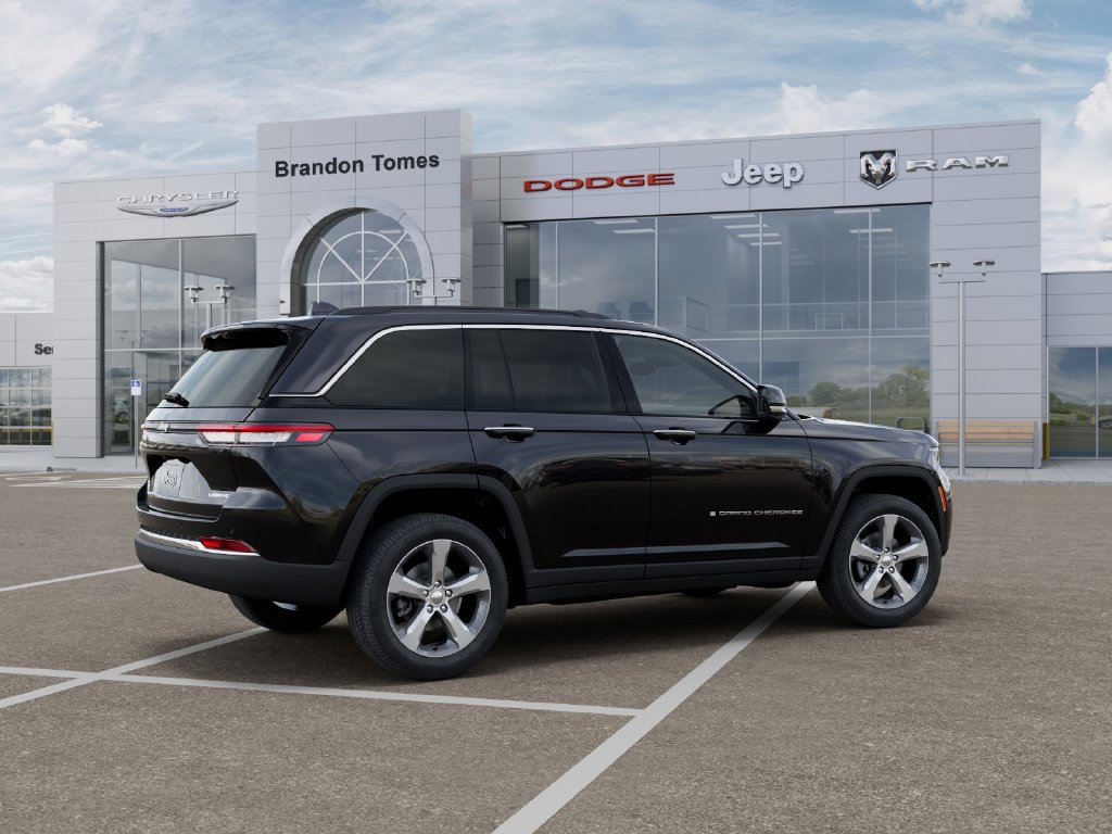 New 2026 Jeep Grand Cherokee Limited w/ Luxury Tech Group II RWD image 4