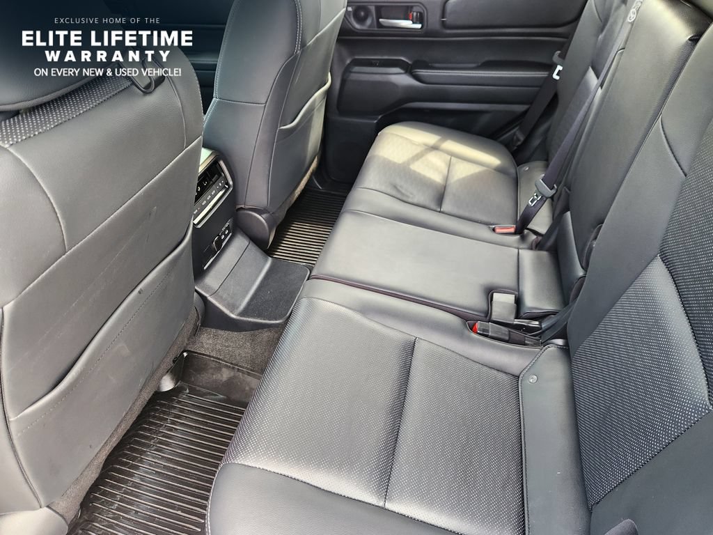Used 2024 GMC Sierra 1500 Elevation AWD/4WD image 36