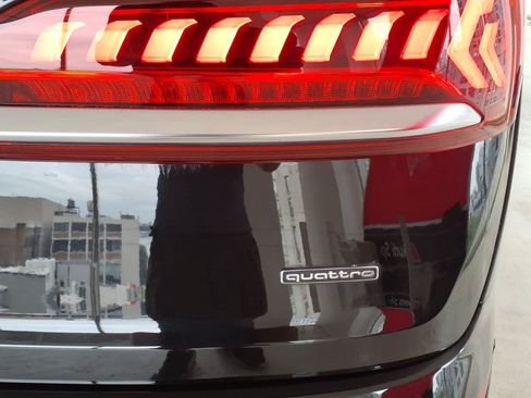 Used 2023 Audi Q7 3.0T Premium Plus AWD/4WD image 10