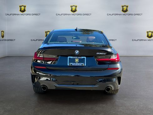 Used 2022 BMW 330e w/ M Sport Package image 6