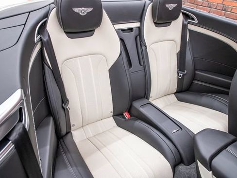 Used 2023 Bentley Continental GT Mulliner AWD/4WD image 29