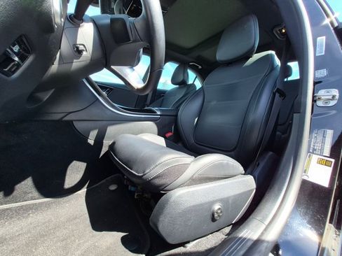 Used 2024 Mercedes-Benz C 300 Sedan image 14