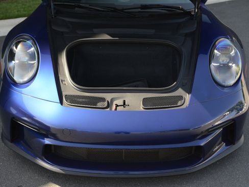Certified 2022 Porsche 911 GT3 RWD image 32