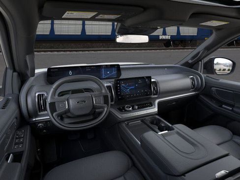 New 2025 Ford Expedition Platinum w/ Stealth Appearance Package image 9