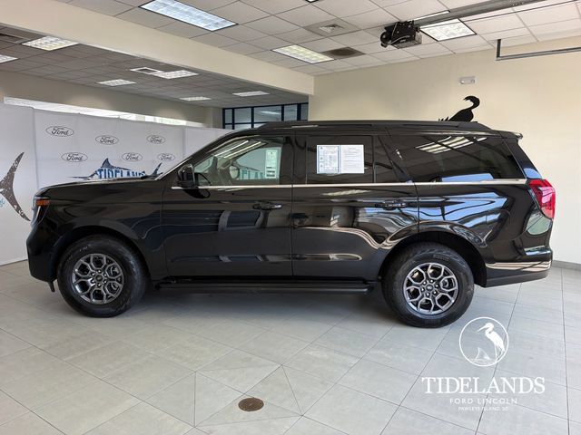 Certified 2025 Ford Expedition Active RWD image 5