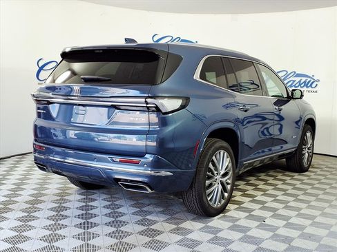 New 2026 Buick Enclave Avenir image 25