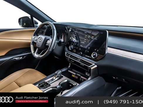 Used 2024 Lexus RX 350 Premium Plus w/ Convenience Package image 15