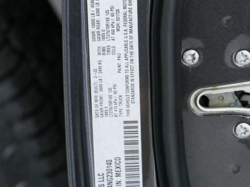 Used 2022 RAM 2500 Laramie w/ Protection Group AWD/4WD image 32