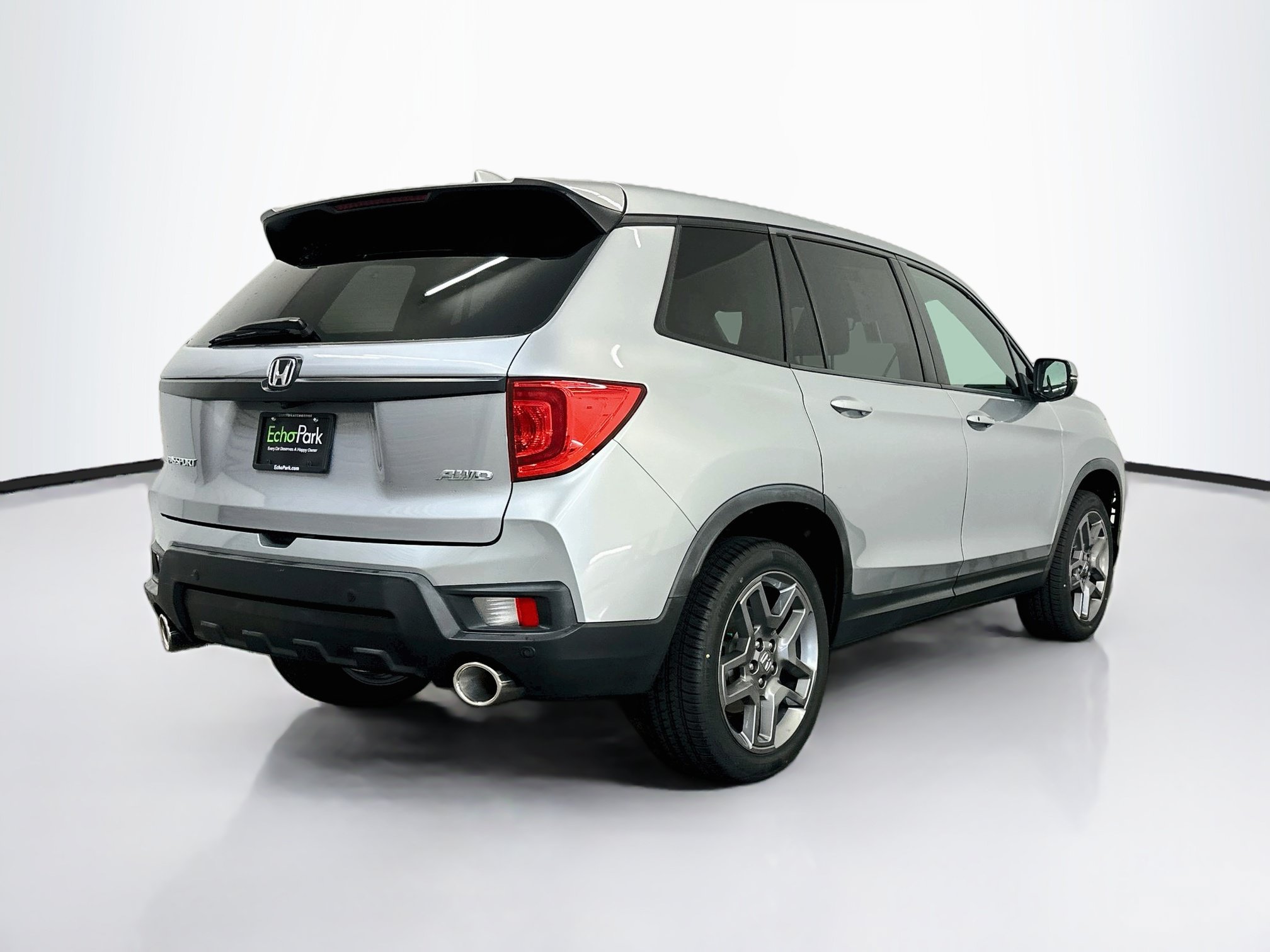 Used 2023 Honda Passport EX-L image 9