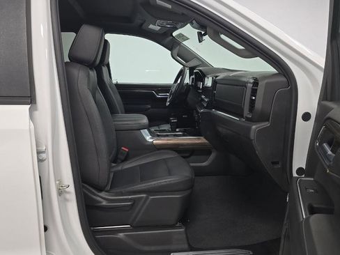 Used 2024 Chevrolet Silverado 1500 RST w/ Rally Edition image 9