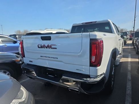 Used 2019 GMC Sierra 1500 SLT w/ SLT Premium Package AWD/4WD image 3