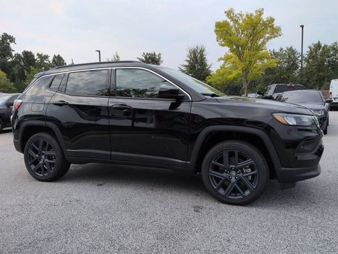 New 2026 Jeep Compass Latitude AWD/4WD image 2