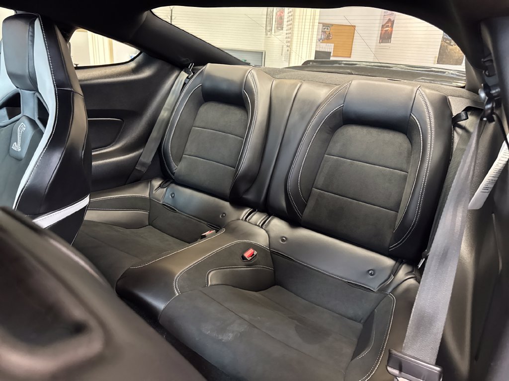 Used 2021 Ford Mustang Shelby GT500 w/ Technology Package RWD image 27