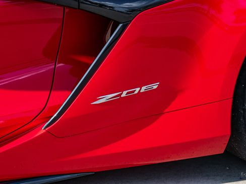 Used 2024 Chevrolet Corvette Z06 w/ Z07 Performance Package RWD image 33