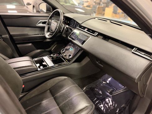 Used 2018 Land Rover Range Rover Velar R-Dynamic SE AWD/4WD image 20