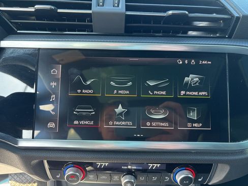 Used 2025 Audi Q3 2.0T Premium image 20