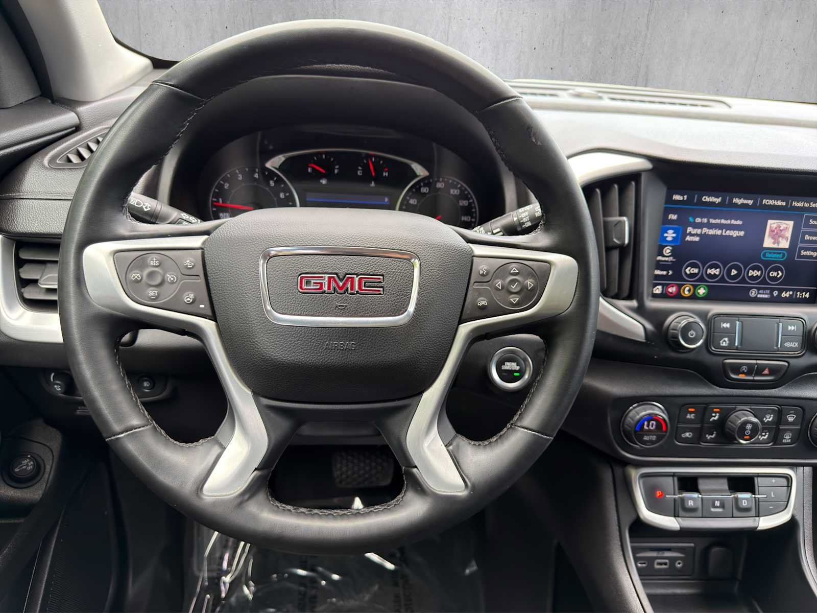 Used 2024 GMC Terrain SLT AWD/4WD image 12