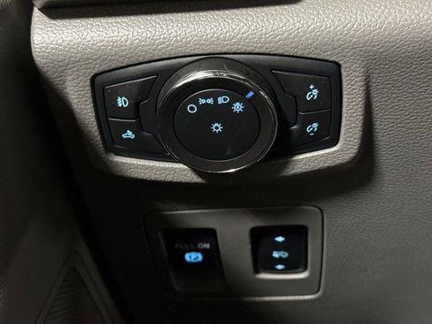 Used 2019 Ford F150 XLT w/ Equipment Group 302A Luxury image 19