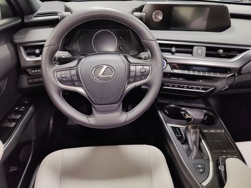 Used 2021 Lexus UX 250h w/ Premium Package image 21