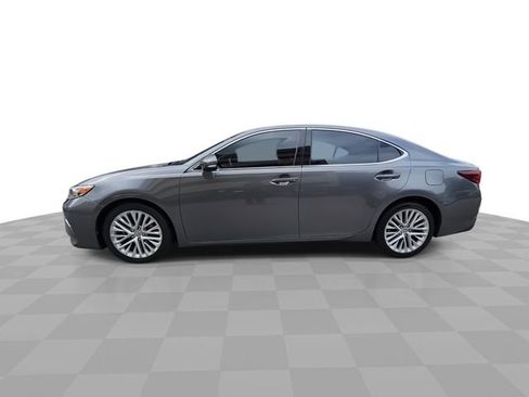 Used 2016 Lexus ES 350 w/ Luxury Package w/Wood Trim image 5