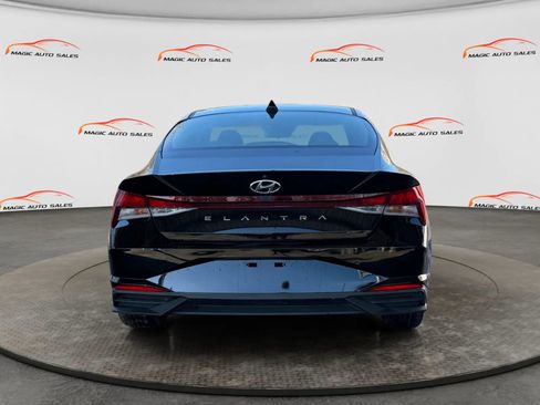 Used 2022 Hyundai Elantra SEL w/ Convenience Package image 7