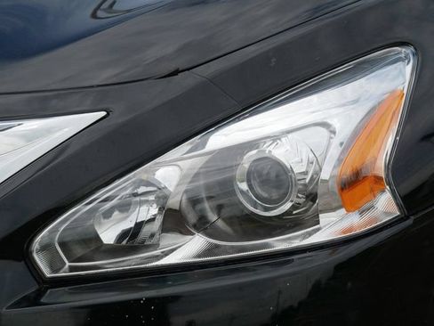 Used 2013 Nissan Altima 2.5 SL FWD image 10