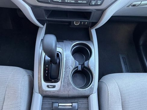 Used 2017 Honda Pilot EX image 58