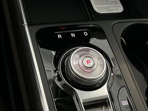 New 2026 Kia Carnival EX FWD image 26