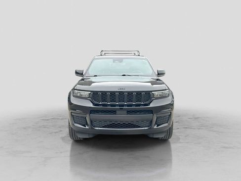 Used 2023 Jeep Grand Cherokee L Laredo AWD/4WD image 9