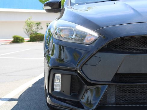 Used 2016 Ford Focus RS AWD/4WD image 15