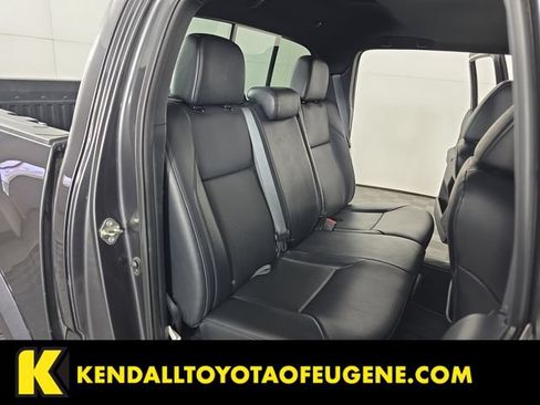Used 2019 Toyota Tacoma Limited AWD/4WD image 28