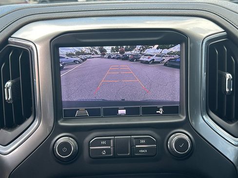 Used 2020 Chevrolet Silverado 1500 RST AWD/4WD image 28