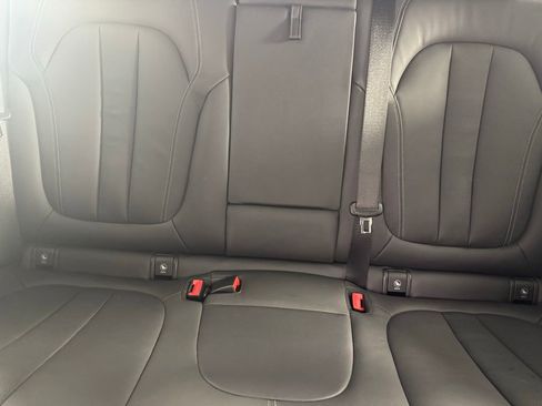 Used 2022 BMW X5 xDrive40i w/ M Sport Package image 15