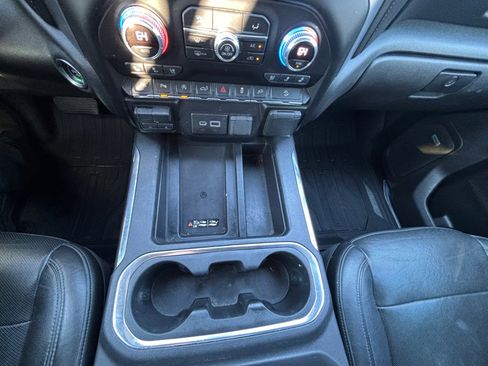 Used 2020 GMC Sierra 1500 SLT image 6