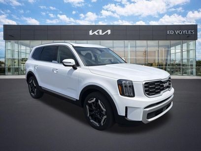 Certified 2025 Kia Telluride S