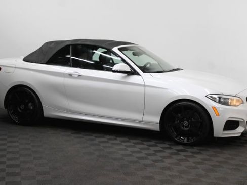 Used 2016 BMW 228i M-Sport image 26