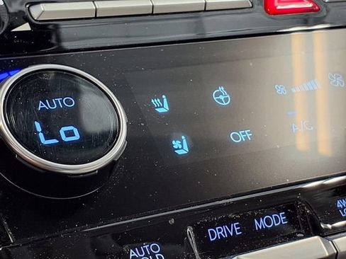 Used 2024 Hyundai Santa Fe Calligraphy AWD/4WD image 5