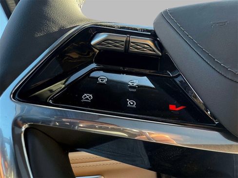 New 2025 Cadillac Escalade IQ Sport 2 w/ LPO, ONYX Package image 17