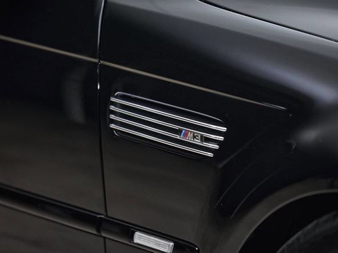 Used 2006 BMW M3 Coupe image 32