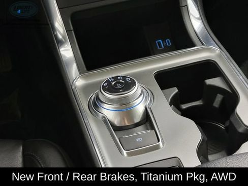 Used 2022 Ford Edge Titanium AWD/4WD image 24