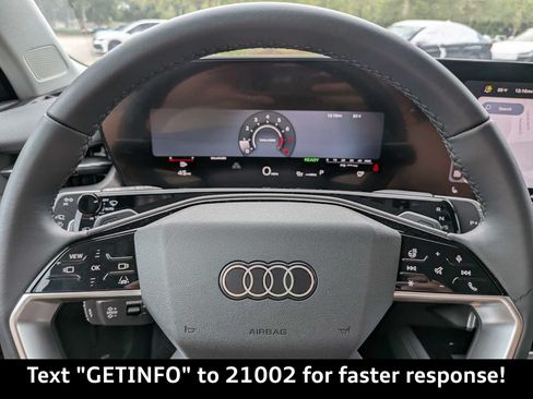 Used 2026 Audi Q3 quattro 2.0T w/ Driver Assistance Package AWD/4WD image 52