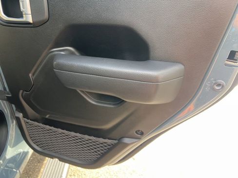 Used 2024 Jeep Wrangler Willys image 56