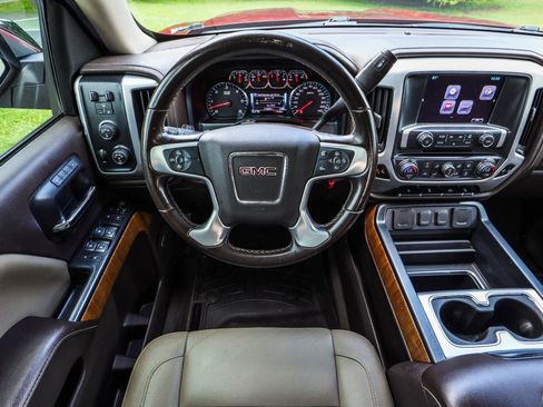 Used 2018 GMC Sierra 1500 SLT w/ SLT Premium Package AWD/4WD image 24