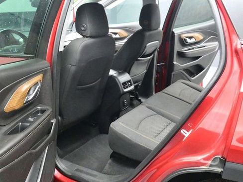 Used 2019 GMC Terrain SLE w/ Driver Convenience Package image 12