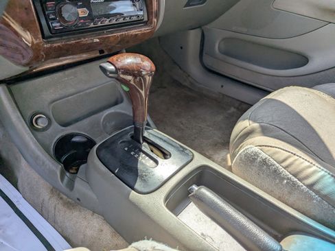 Used 1999 Mercury Mystique LS FWD image 23